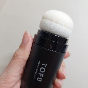 TOFU ヘアファンデーションのクチコミ「TOFU
ヘアファンデーション ナチュラルブラック

髪の気になるところにポンポンつける💭👀✨.....」（1枚目）