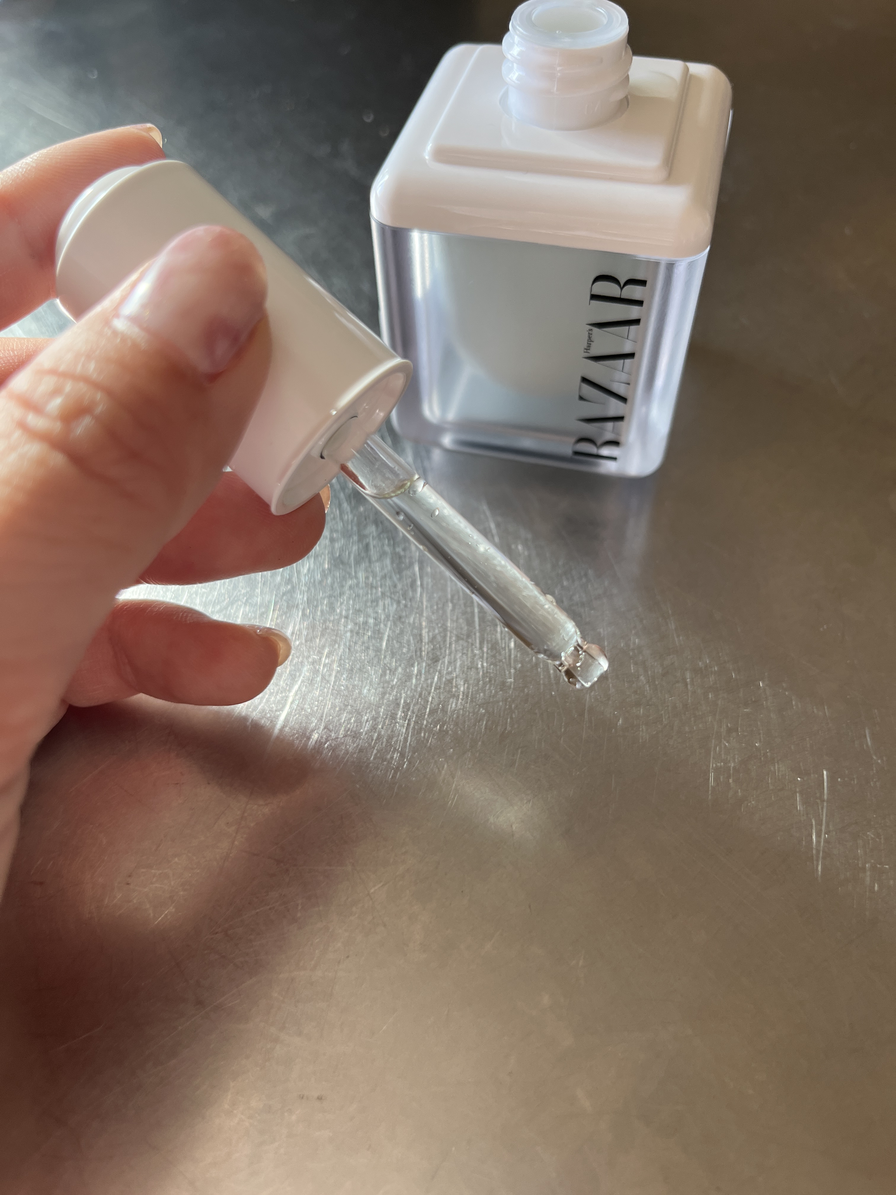 スキン フィット インテンシブ カーミング セラム/Harper's BAZAAR Cosmetics/美容液を使ったクチコミ（3枚目）