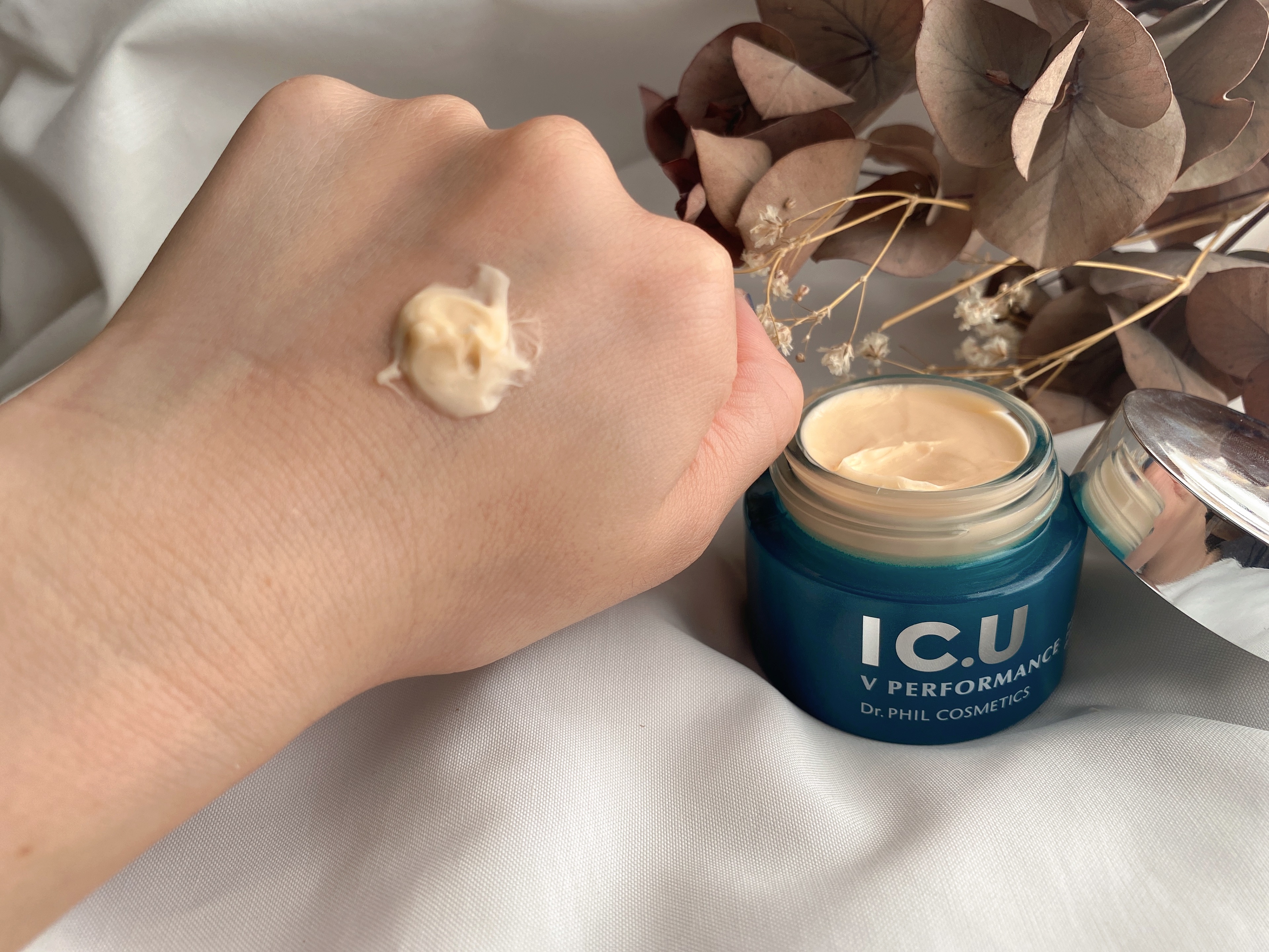 フイルナチュラント　IC.U　V パフォーマンス/IC.U/フェイスクリームを使ったクチコミ（3枚目）