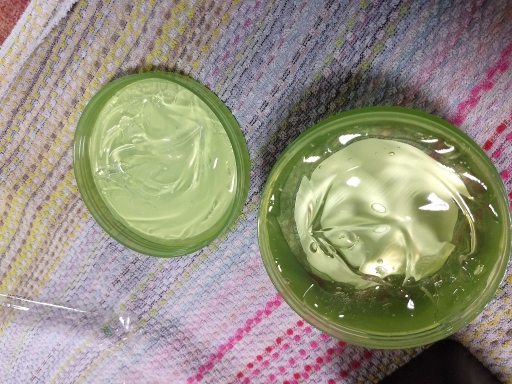 マイルド&モイスチャーアロエジェル/ネイチャーリパブリック/ボディローションを使ったクチコミ(2枚目)