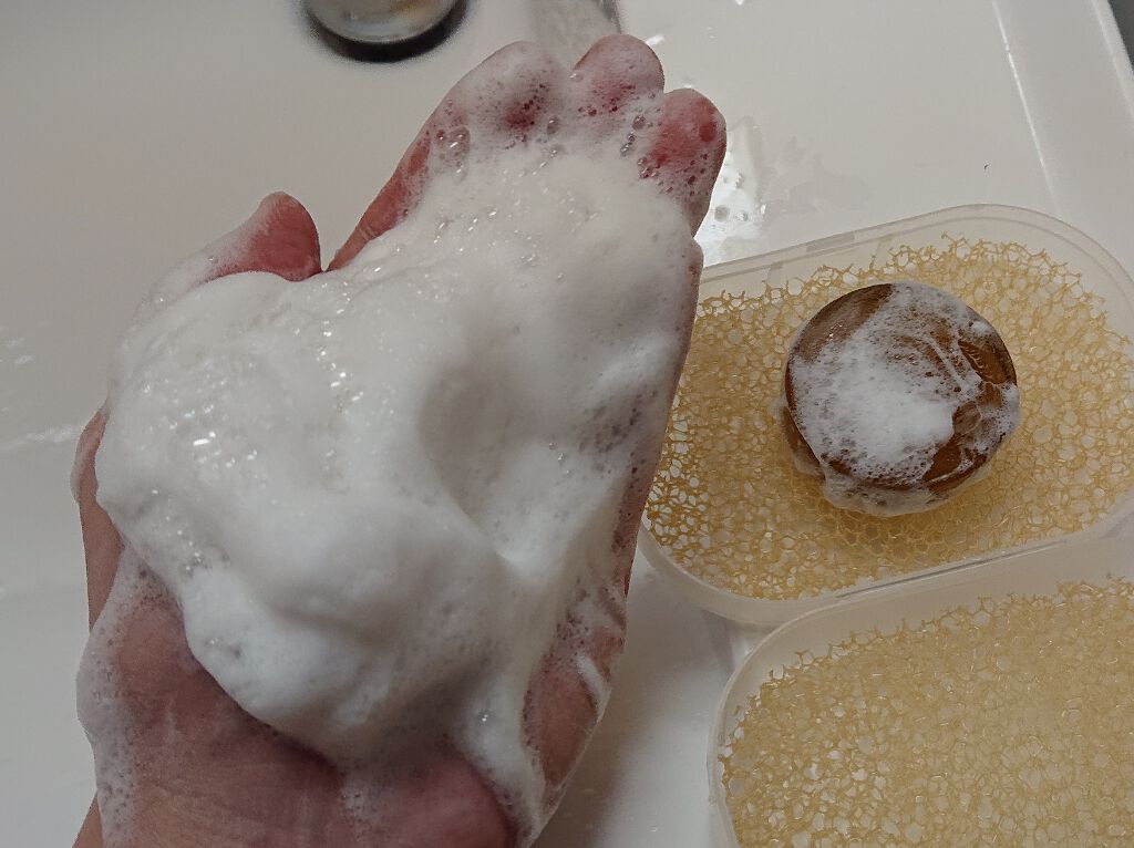 草花木果 アクネ洗顔石けん （医薬部外品）/草花木果/洗顔石鹸を使ったクチコミ（2枚目）