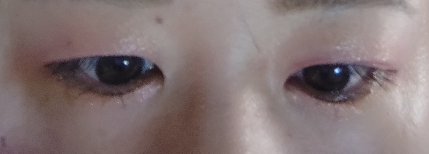 リュクス アイシャドウ クォード グロウ ウィズ ラブ コレクション/BOBBI BROWN/アイシャドウパレットを使ったクチコミ(3枚目)