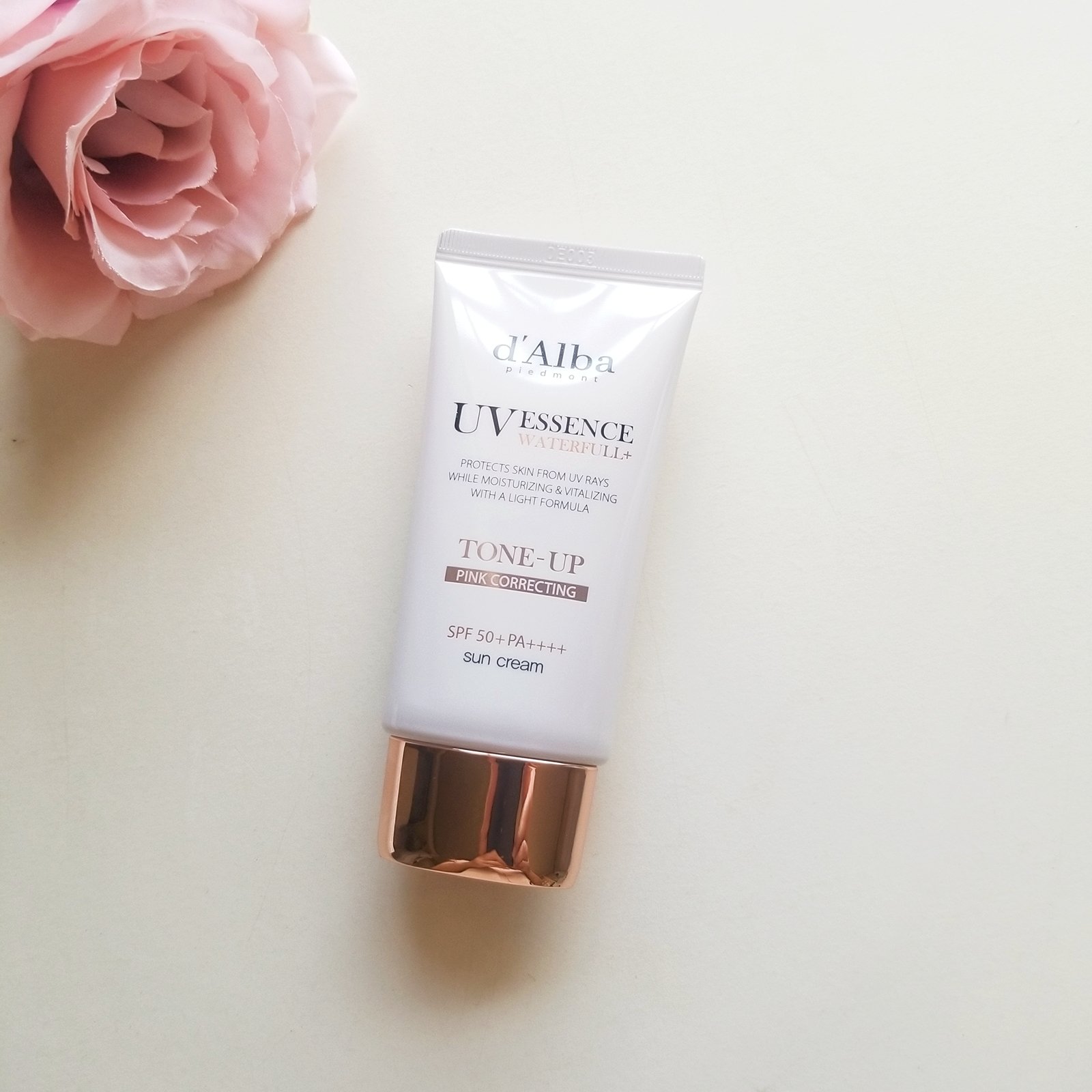 ウォータフルトーンアップサンクリーム/ダルバ/日焼け止めクリームを使ったクチコミ（2枚目）