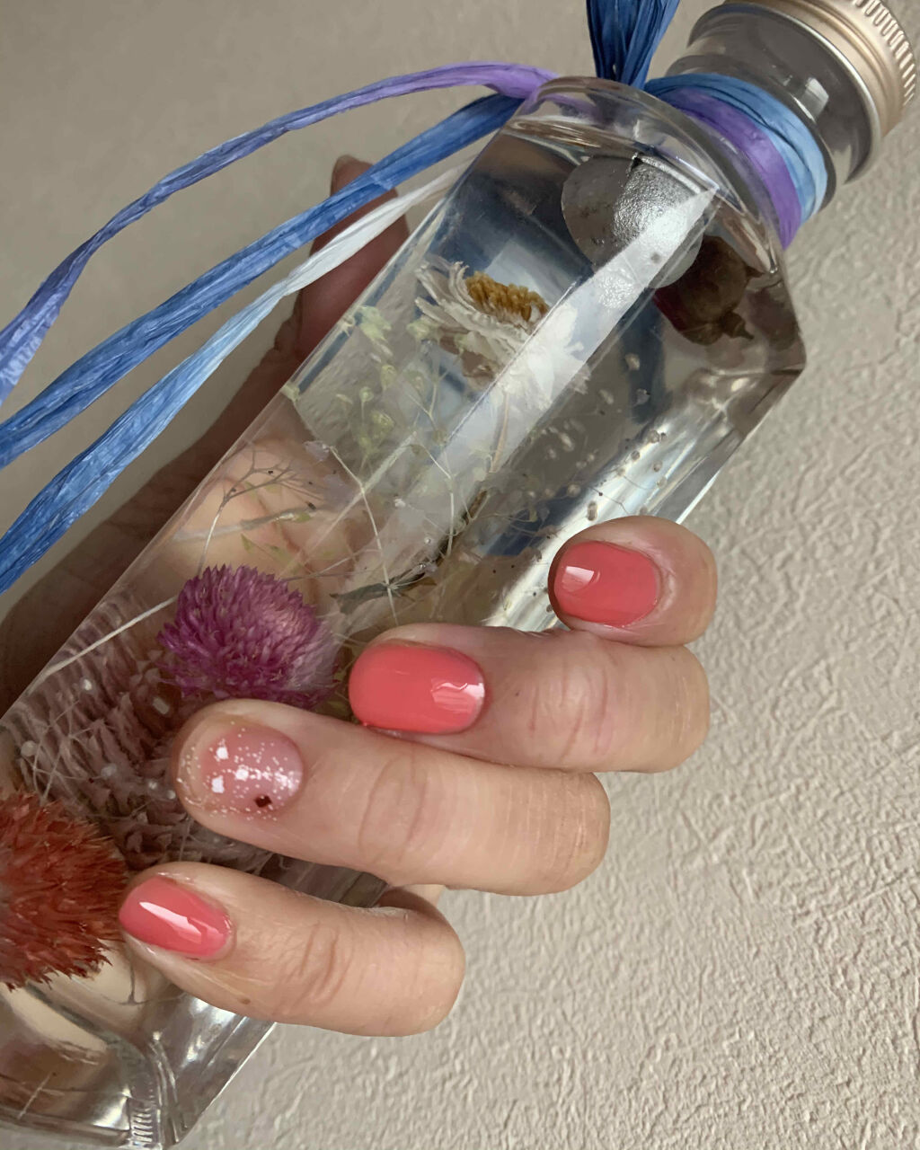 カラフルネイルズ/キャンメイク/マニキュアを使ったクチコミ（1枚目）