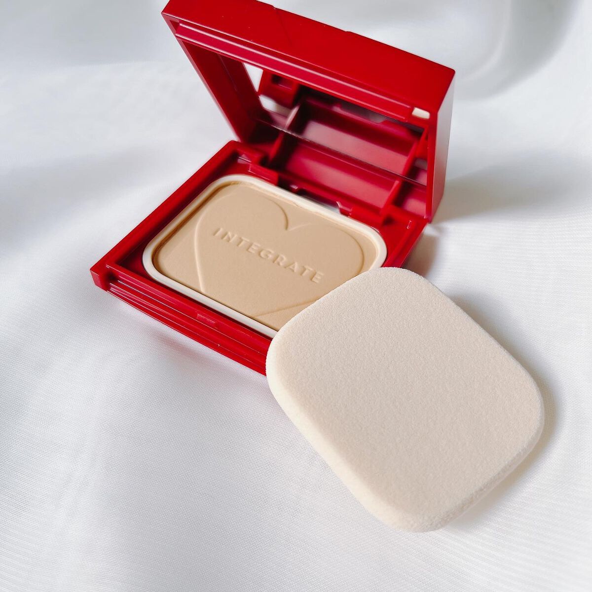 プロフィニッシュファンデーション/インテグレート/パウダーファンデーションを使ったクチコミ(2枚目)