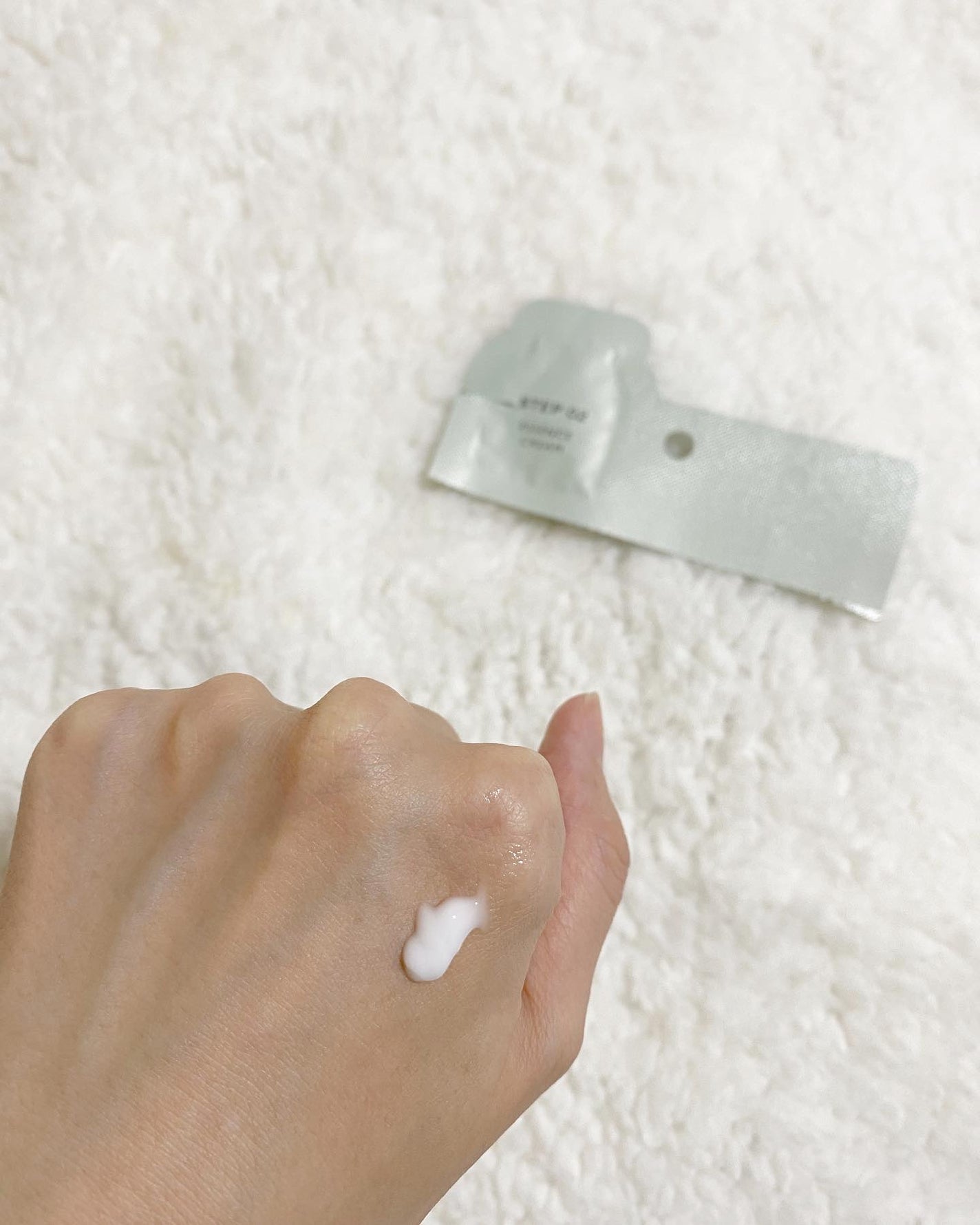 ディープモイスチャー マスク (ケアクリーム付き)/cerXcer/シートマスク・パックを使ったクチコミ(5枚目)