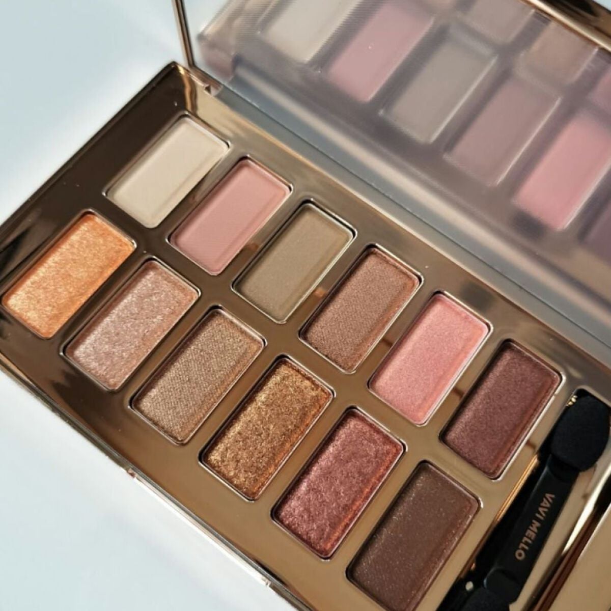 バレンタインボックス/VAVI MELLO/アイシャドウパレットを使ったクチコミ(1枚目)