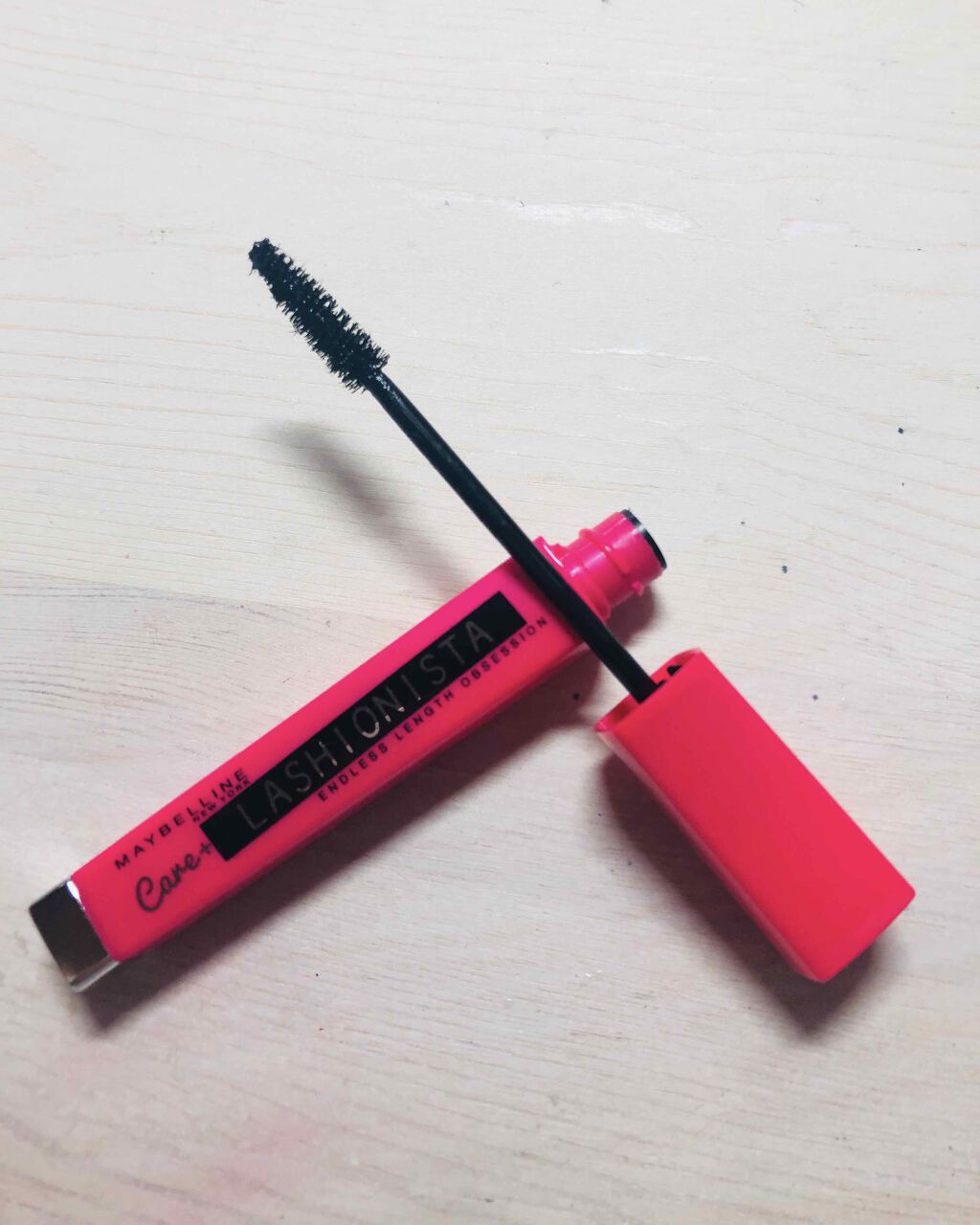ラッシュニスタ ケアプラス/MAYBELLINE NEW YORK/マスカラを使ったクチコミ（1枚目）