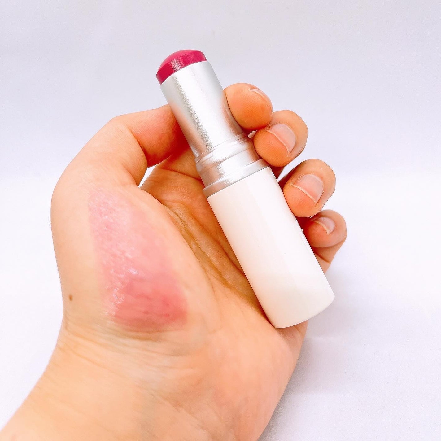 トゥルーディメンションラディアンスバーム/hince/スティックハイライトを使ったクチコミ(6枚目)