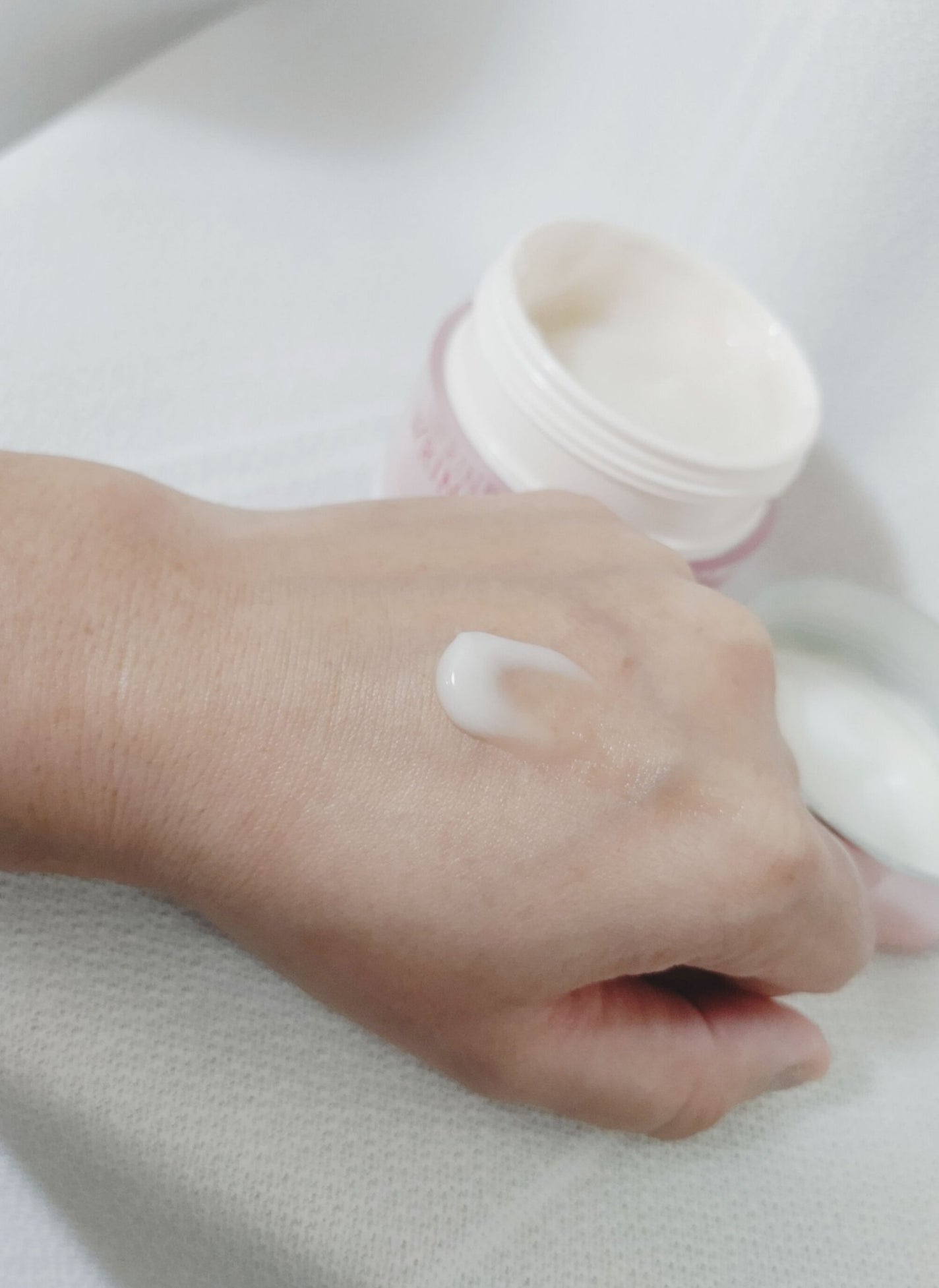 リンクルケア ホワイト モイストジェルクリーム/グレイスワン/オールインワン化粧品を使ったクチコミ(9枚目)