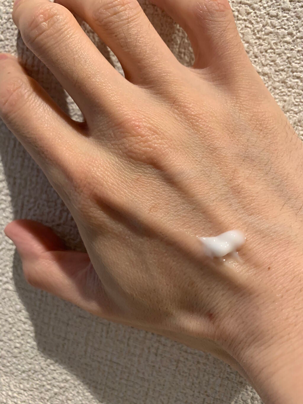 尿素10%クリーム/ハンド・尿素シリーズ/ハンドクリームを使ったクチコミ(2枚目)