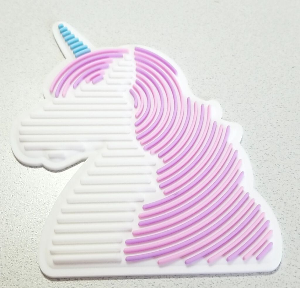 化粧ブラシクリーナー/DAISO/その他化粧小物を使ったクチコミ（2枚目）