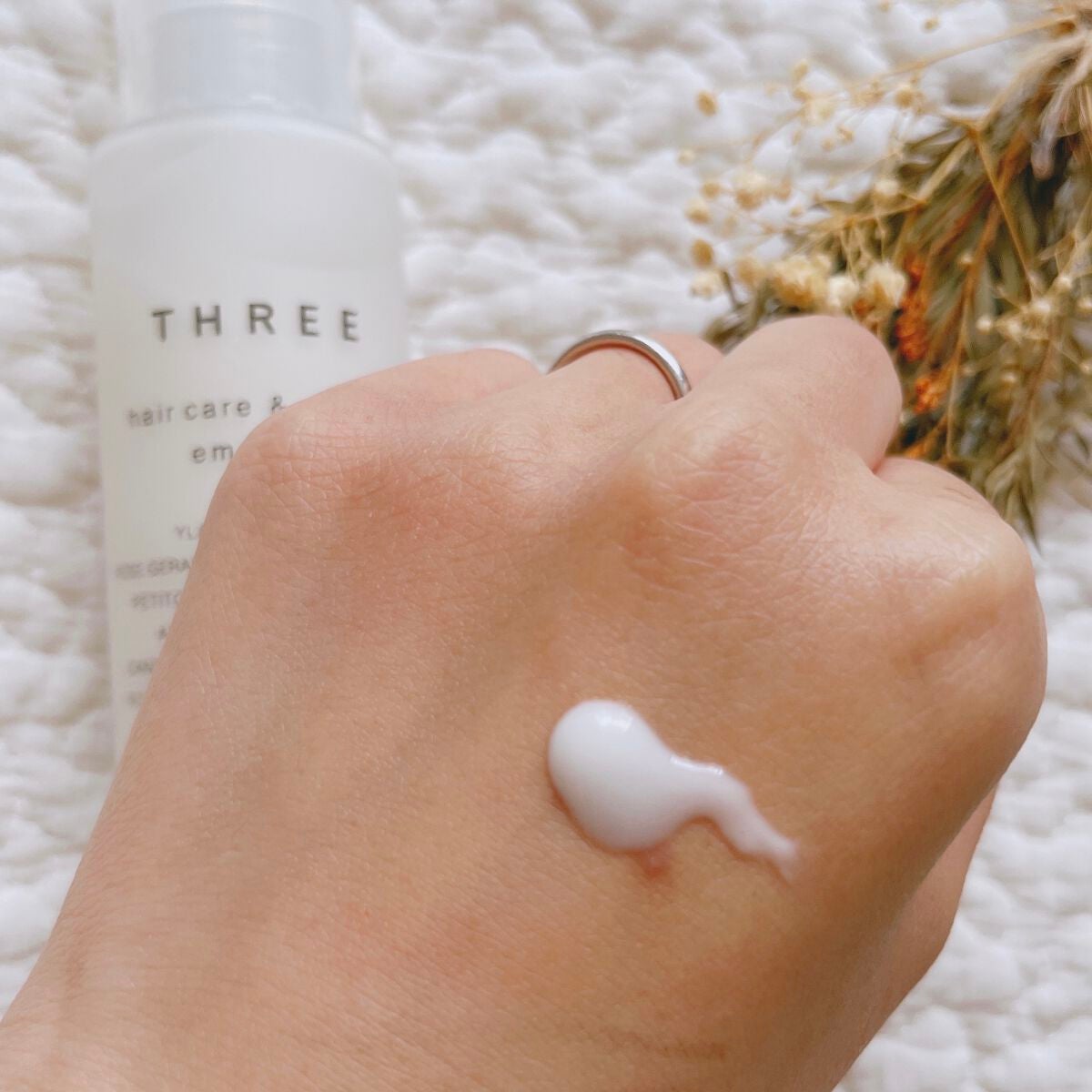 ヘアケア&スタイリング エマルジョン/THREE/ヘアワックス・クリームを使ったクチコミ(2枚目)