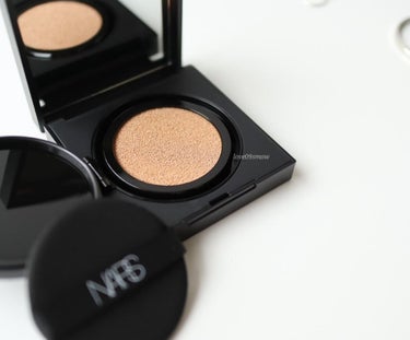 ナチュラルラディアント ロングウェア クッションファンデーション/NARS/クッションファンデーションを使ったクチコミ（2枚目）