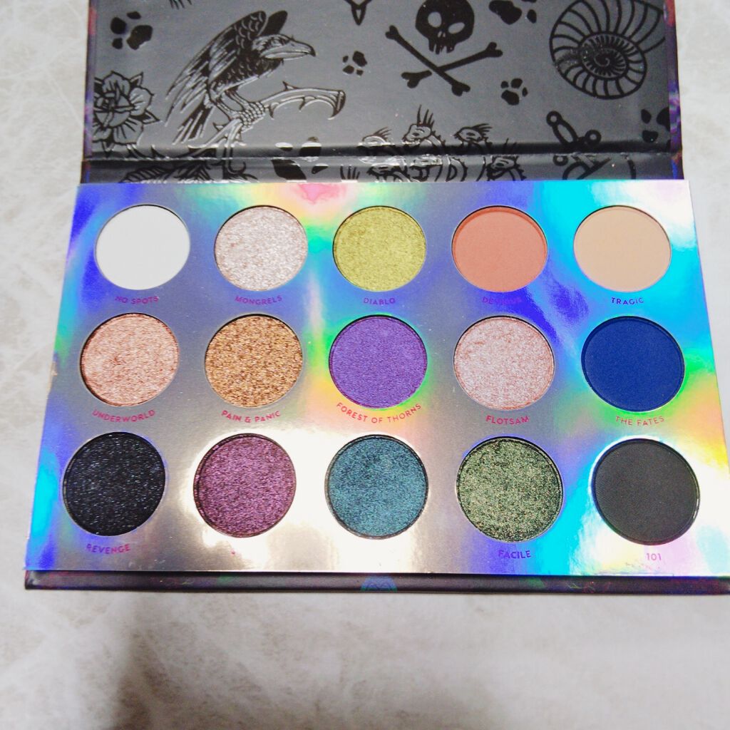 Misunderstood Moody Colorful Eyeshadow Palette/ColourPop/アイシャドウパレットを使ったクチコミ(4枚目)