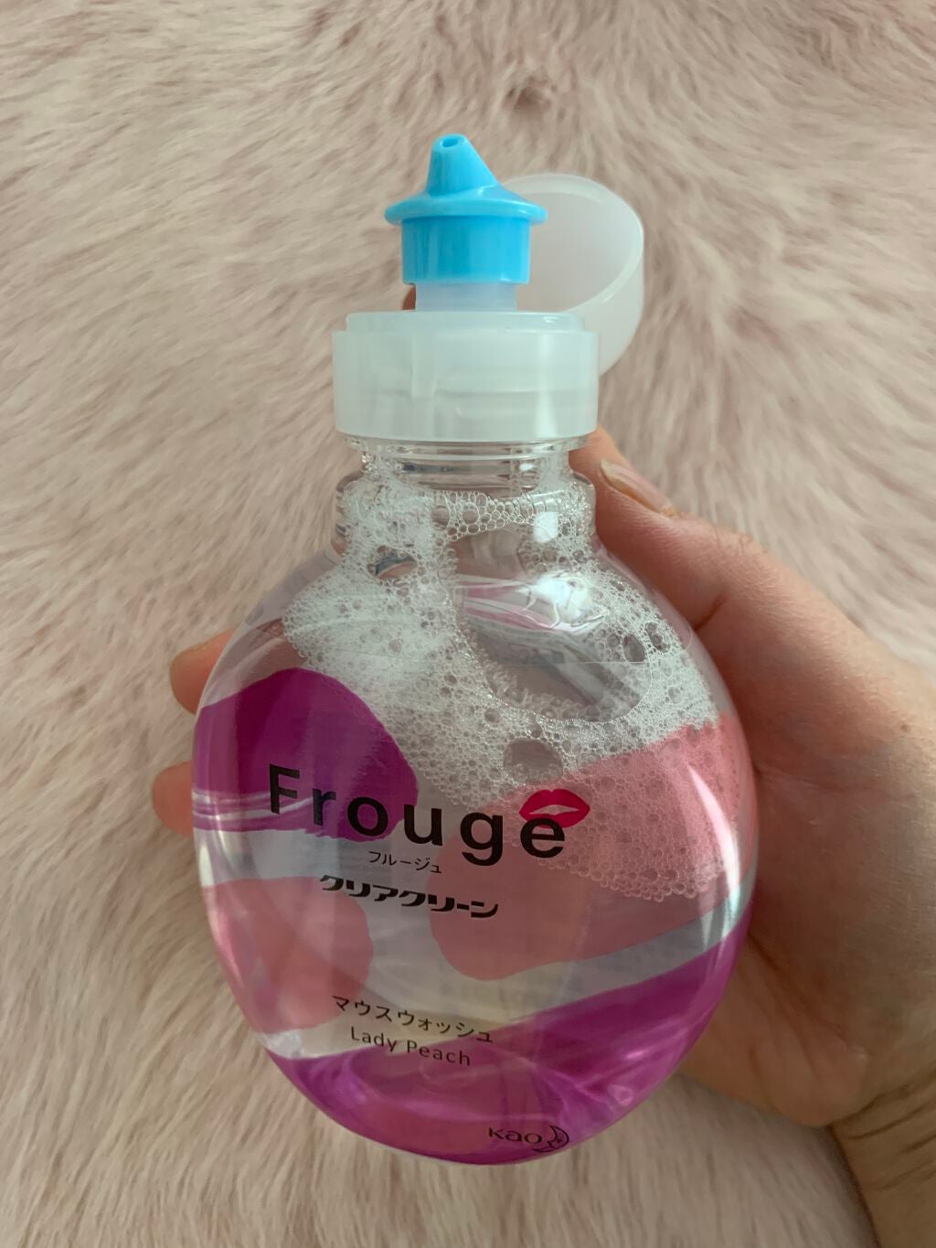 S on LIPS 「Frougeマスクの時にも!息までかわいくメイクして、いろんな..」(4枚目)