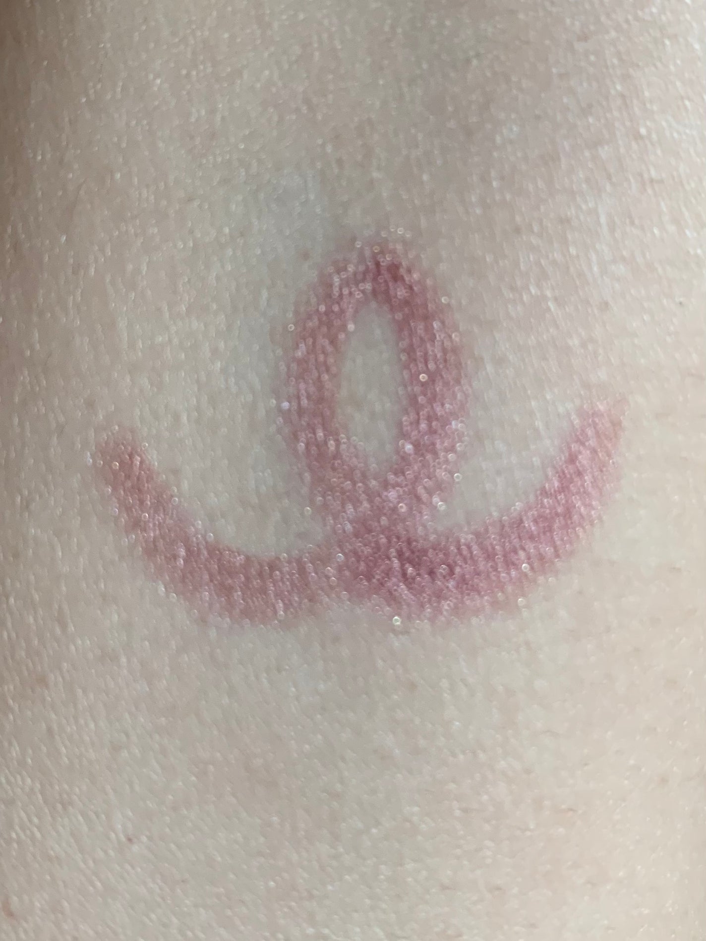 グリームオンフィットシャドウ/excel/スティックアイシャドウを使ったクチコミ(3枚目)