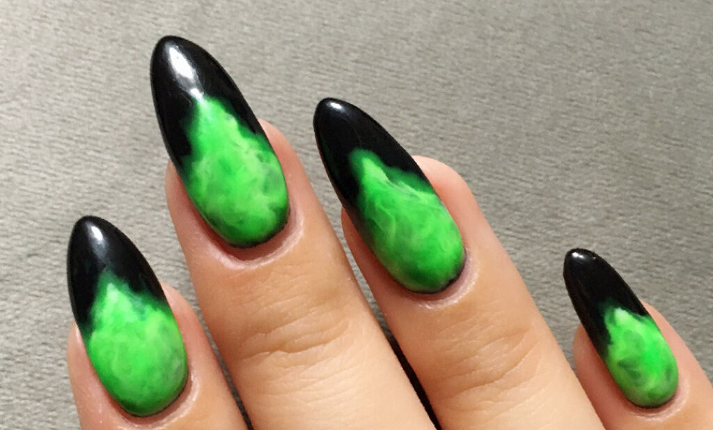 ジェルネイル（ライト対応）/セリア/ジェルネイルを使ったクチコミ（1枚目）