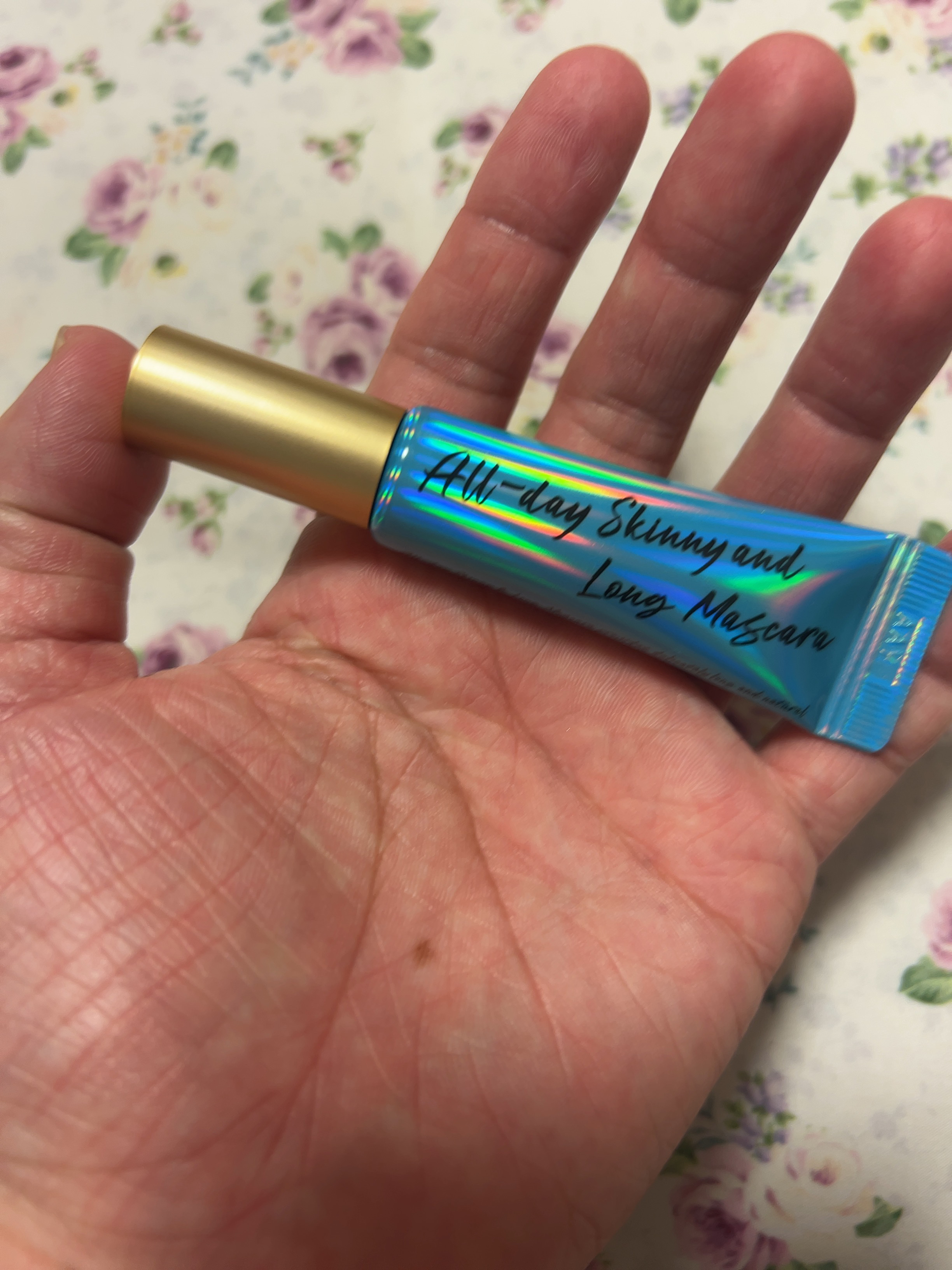 オールデイ スキニー アンド ロングマスカラ ブラック/Milk Touch/マスカラを使ったクチコミ（2枚目）