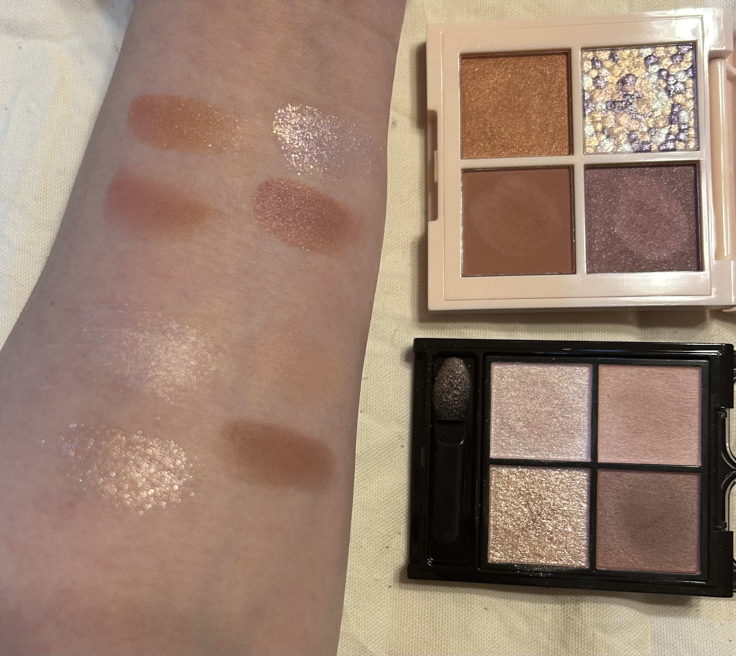 レブロン ダズル アイシャドウ クアッド/REVLON/アイシャドウパレットを使ったクチコミ（1枚目）