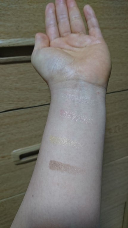 リアルクローズシャドウ/excel/アイシャドウパレットを使ったクチコミ(2枚目)