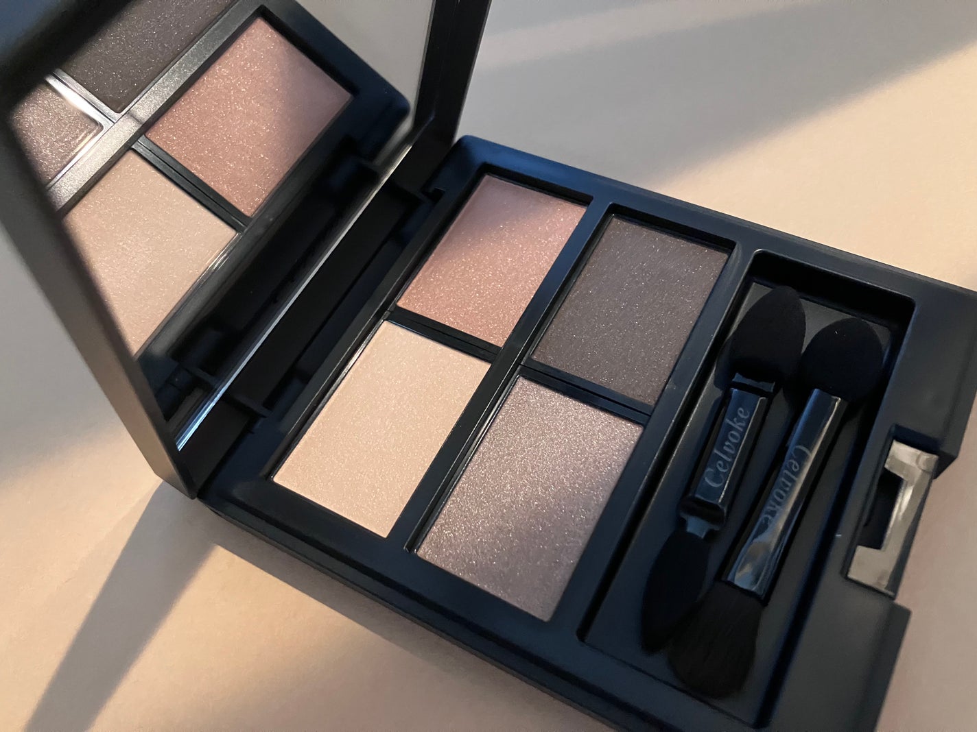 セルヴォーク ヴァティック アイパレット/Celvoke/アイシャドウパレットを使ったクチコミ(1枚目)