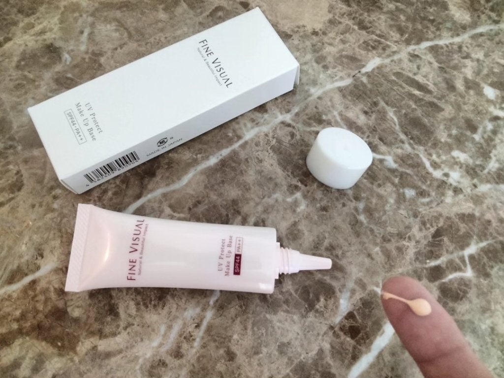 mcgroupakiko on LIPS 「 普段のメイクはファンデーションは使いません。 その代わり、紫..」(2枚目)