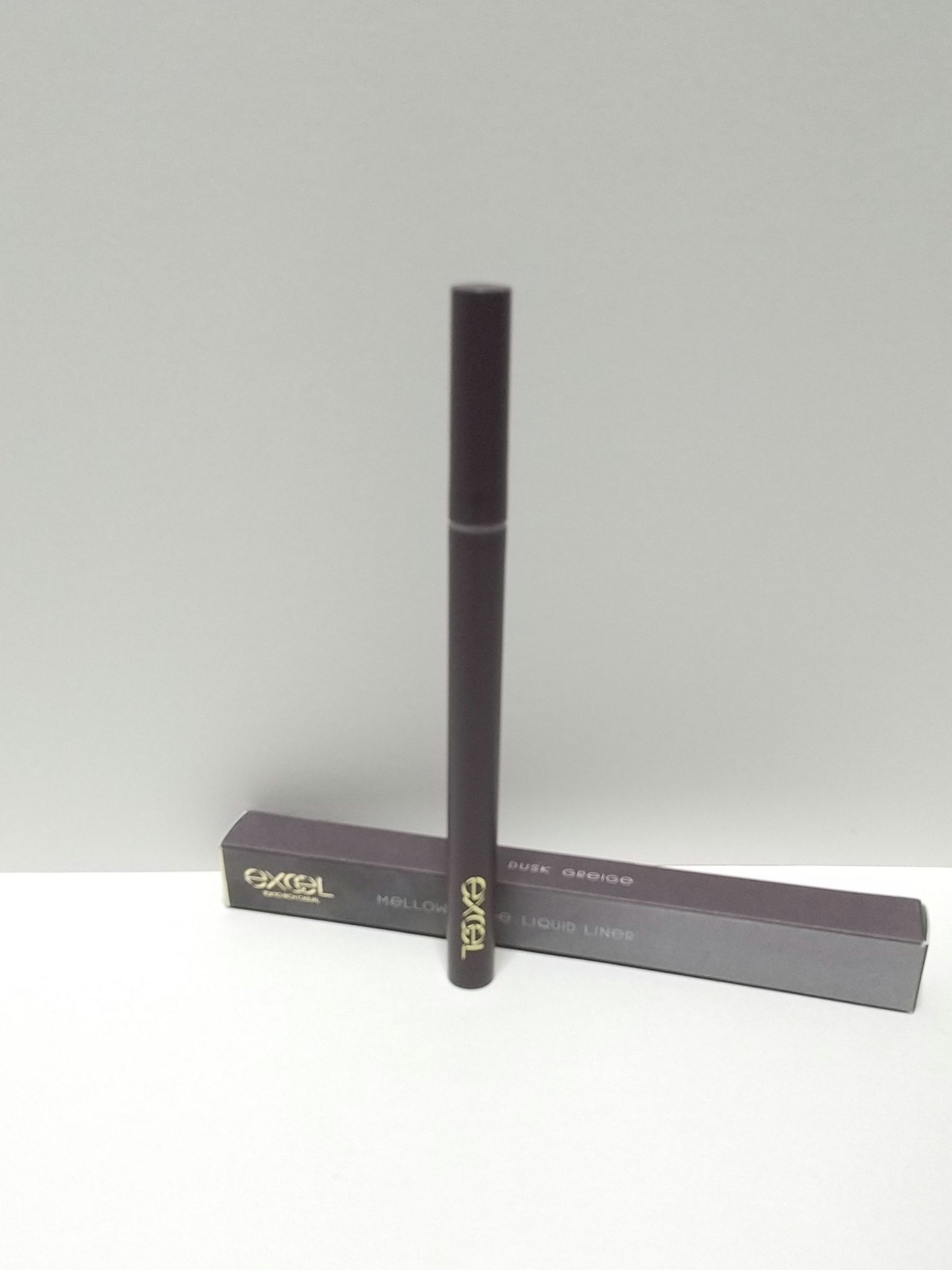 メロウシェード リキッドライナー ML05 ダスクグレージュ（限定）/excel/リキッドアイライナーを使ったクチコミ（1枚目）