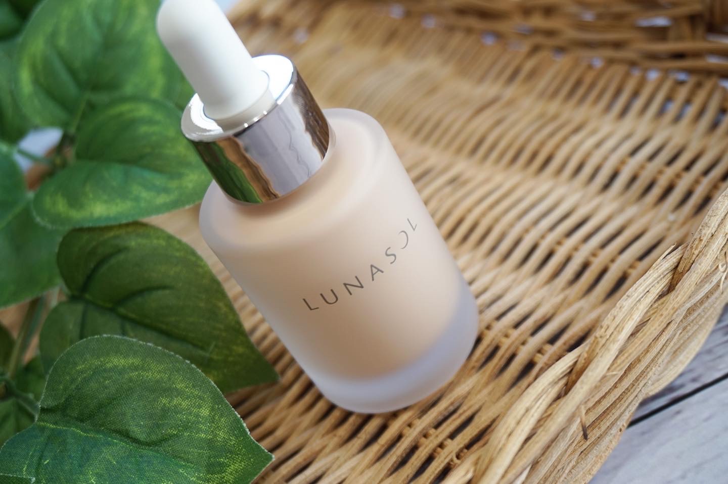 ルナソル カラーオイル セラム/LUNASOL/リキッドファンデーションを使ったクチコミ（1枚目）