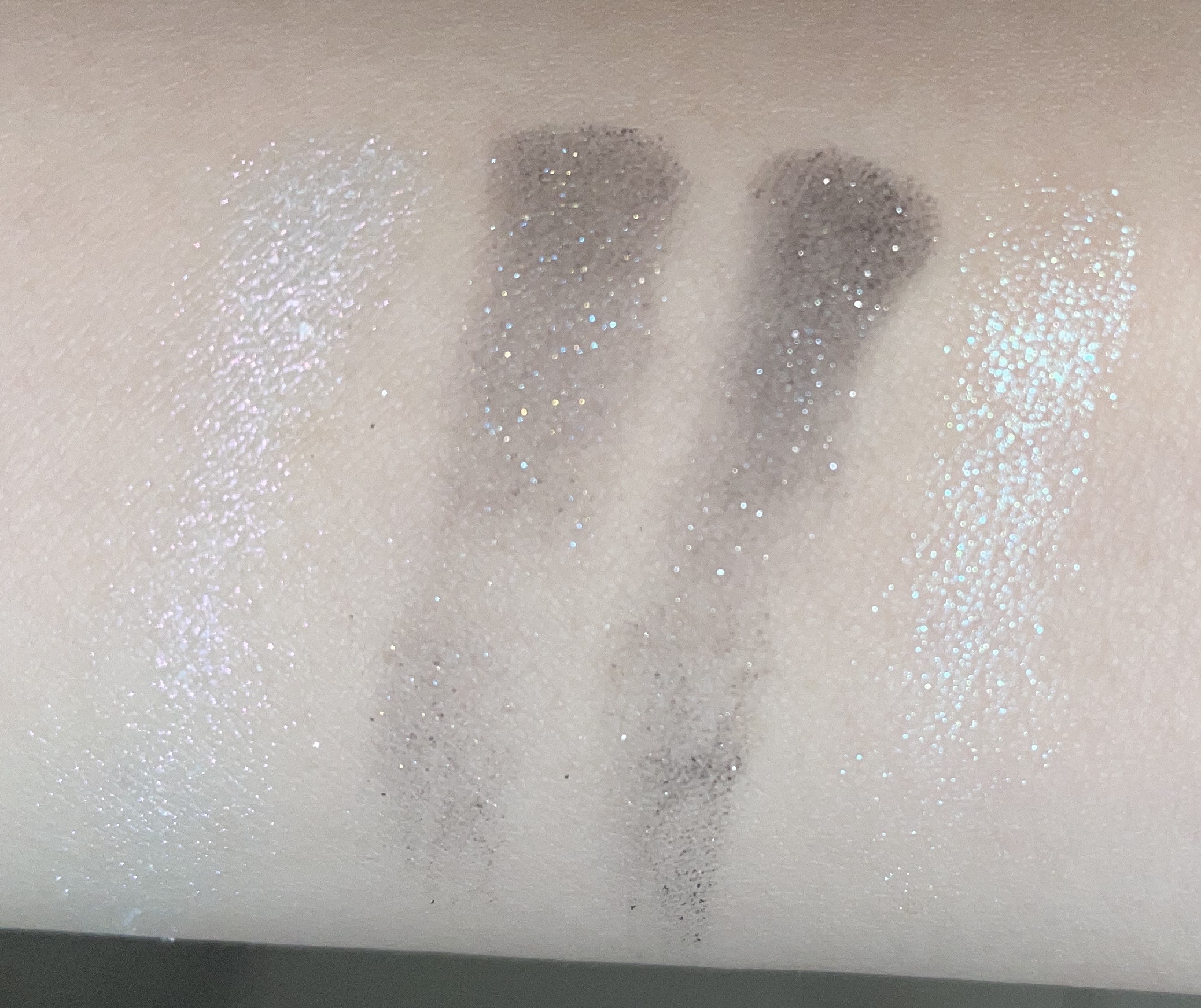 グラスティングメルティングバーム/rom&nd/リップバームを使ったクチコミ（2枚目）