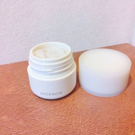 ディセンシア クリーム/DECENCIA/フェイスクリームを使ったクチコミ(2枚目)