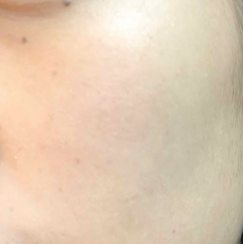 UVクリアフェイスパウダー/CEZANNE/プレストパウダーを使ったクチコミ（2枚目）