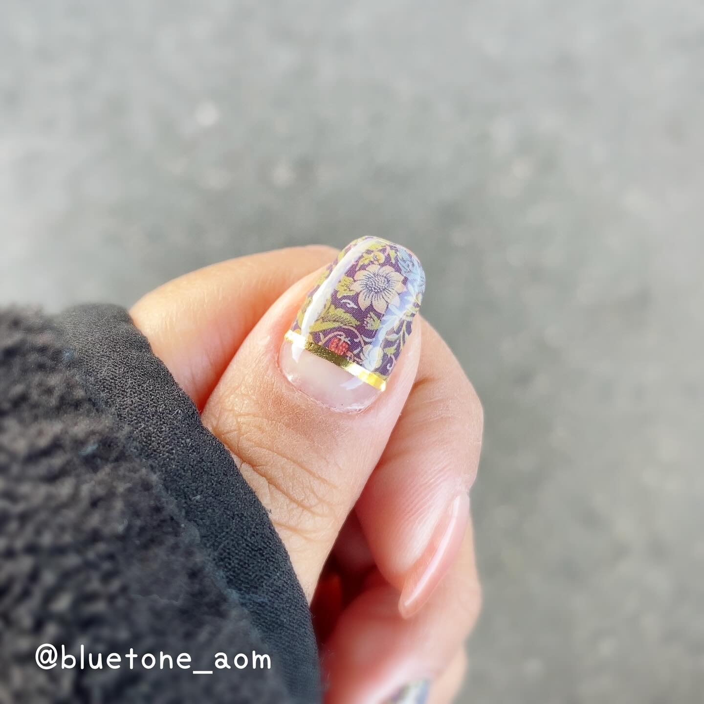 ジェルネイルシール/キャンドゥ/ネイルシールを使ったクチコミ（3枚目）