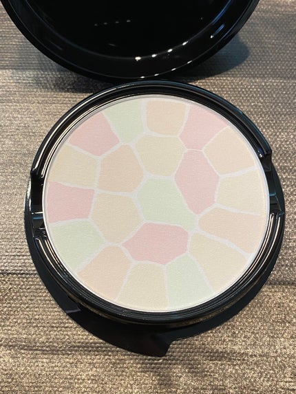 エレガンス ラ プードル オートニュアンス リクスィーズ/Elégance/プレストパウダーを使ったクチコミ(1枚目)