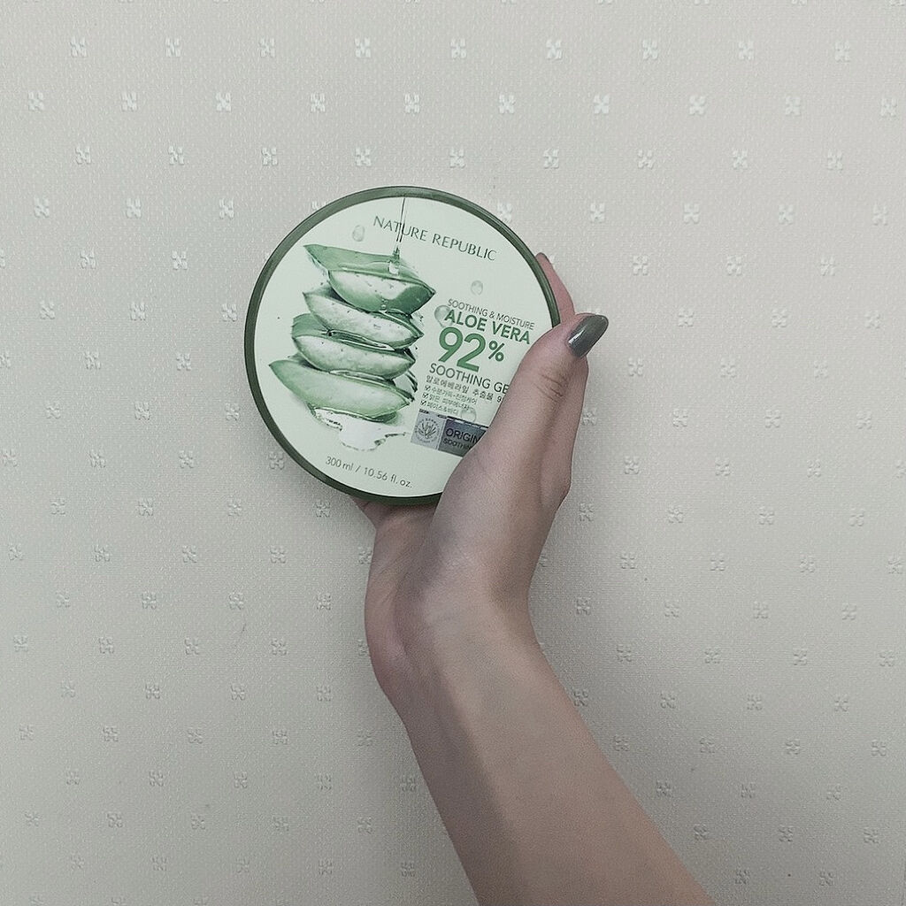 マイルド＆モイスチャーアロエジェル/ネイチャーリパブリック/ボディローションを使ったクチコミ（1枚目）