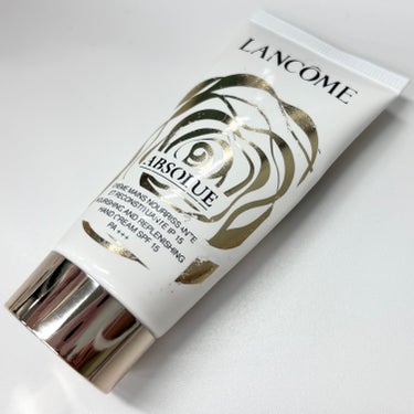 LANCOMEでアプソリュクリームを購入したときにいただいたハンドクリームです
最近やっと使い切ったのでレビューします

SPF15 PA+++
というハイスペック
香りは少し重ための、日焼け止めぽい匂