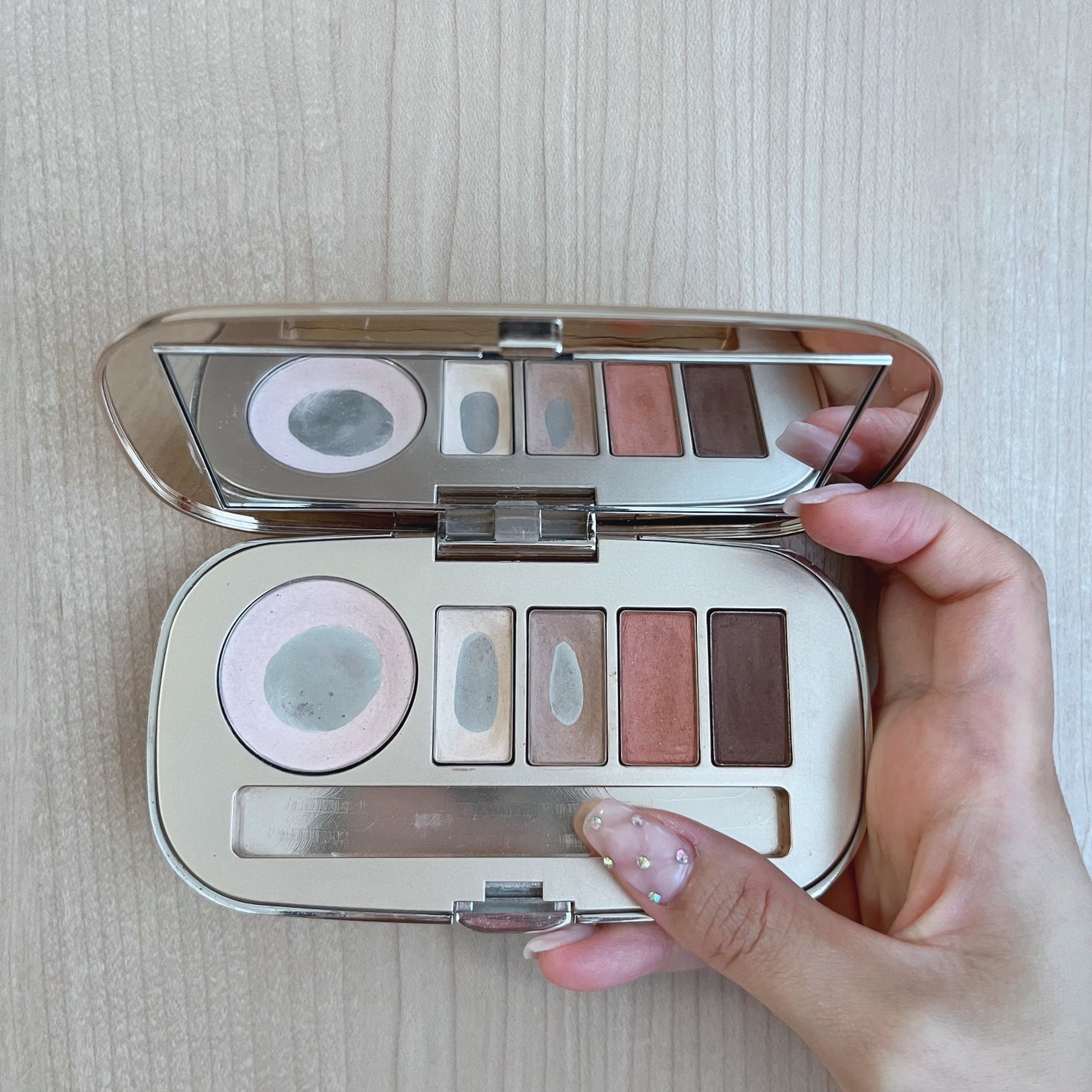 アイシャドウキット/ジェーン・アイルデール/アイシャドウパレットを使ったクチコミ(2枚目)