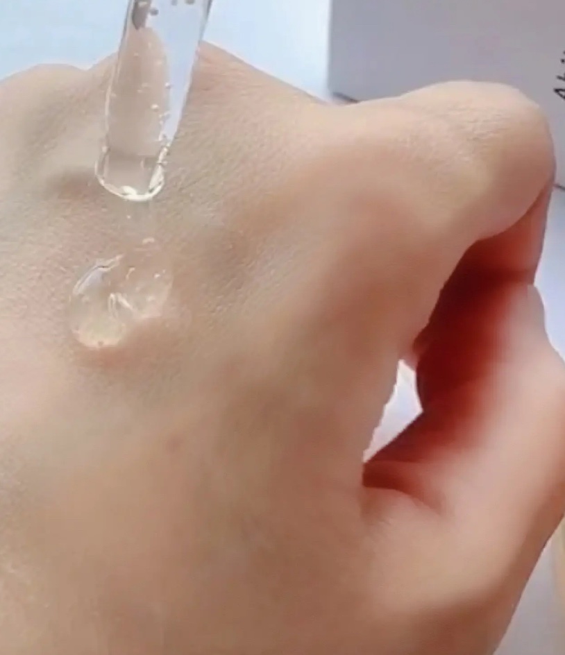 グルタチオンソームダークスポットセラムビタドロップ/Abib /美容液を使ったクチコミ（3枚目）