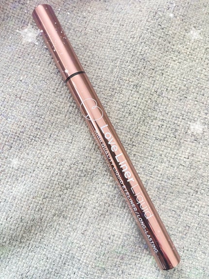 リキッドアイライナーR4/ラブ・ライナー/リキッドアイライナーを使ったクチコミ(1枚目)