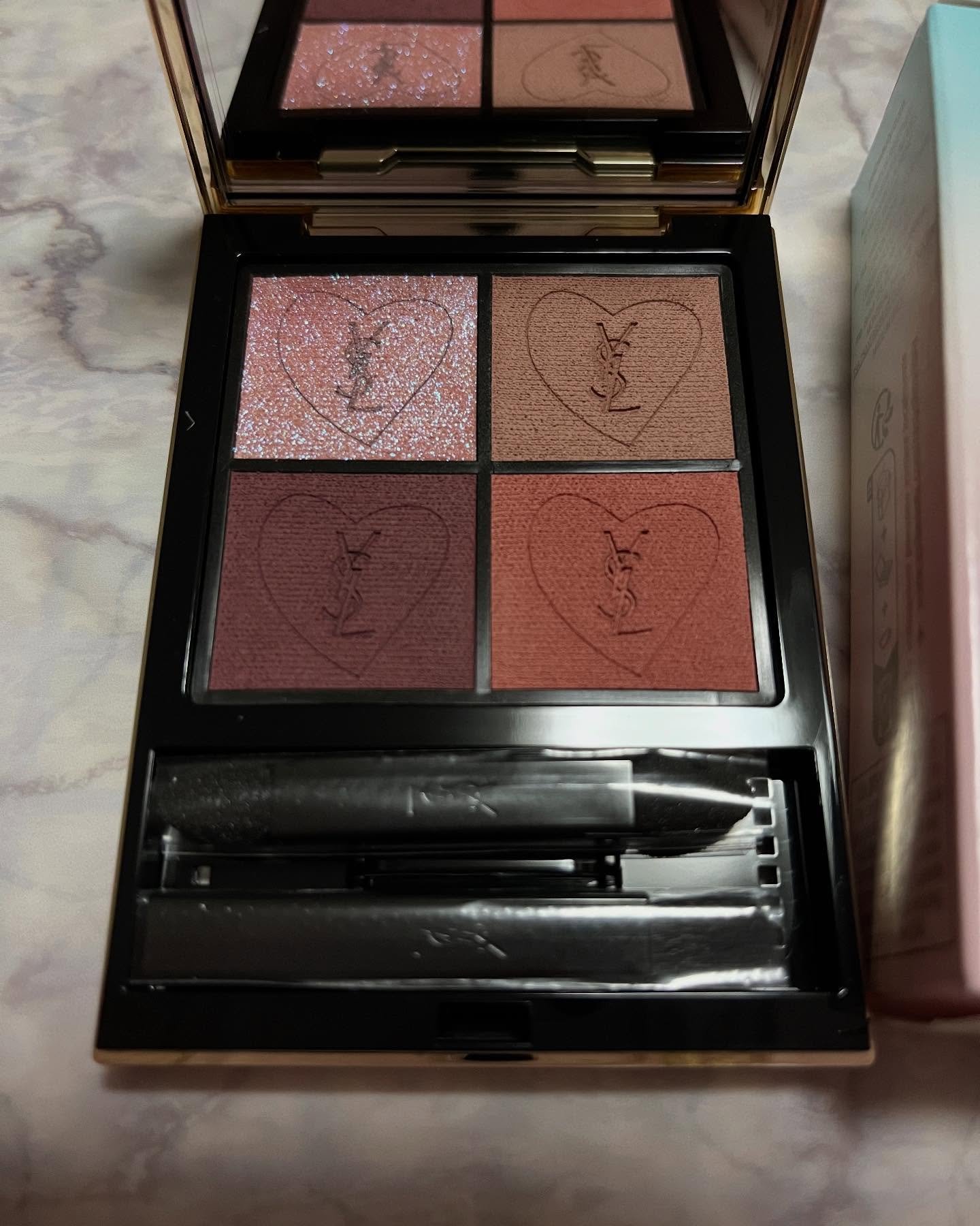 クチュール ミニ クラッチ/YVES SAINT LAURENT BEAUTE/アイシャドウパレットを使ったクチコミ（2枚目）