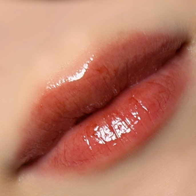 ロウグロウジェルティント/hince/リップティントを使ったクチコミ（3枚目）