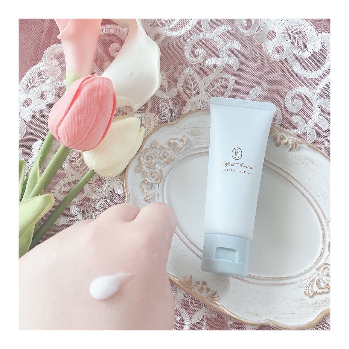 フレグランス プレミアム ハンドジェルクリーム イノセントエコー /パルフェタムール サボンサボン/ハンドクリームを使ったクチコミ（2枚目）