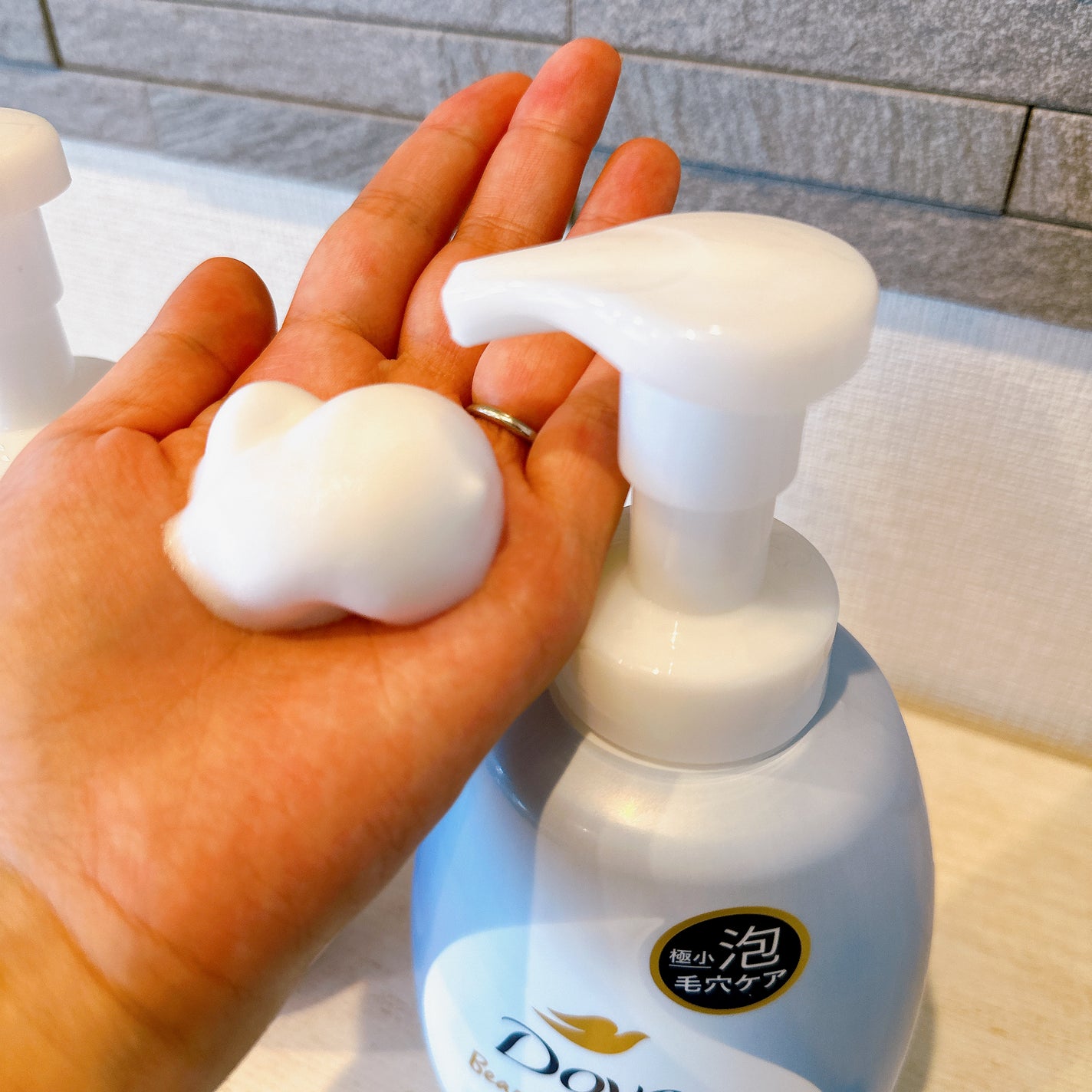 ビューティーモイスチャー 泡ボディウォッシュ しっとり/ダヴ/ボディソープを使ったクチコミ(4枚目)