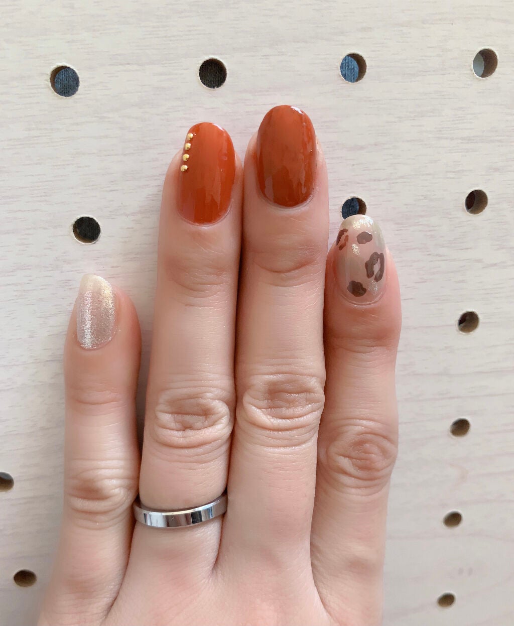 カラフルネイルズ/キャンメイク/マニキュアを使ったクチコミ(3枚目)