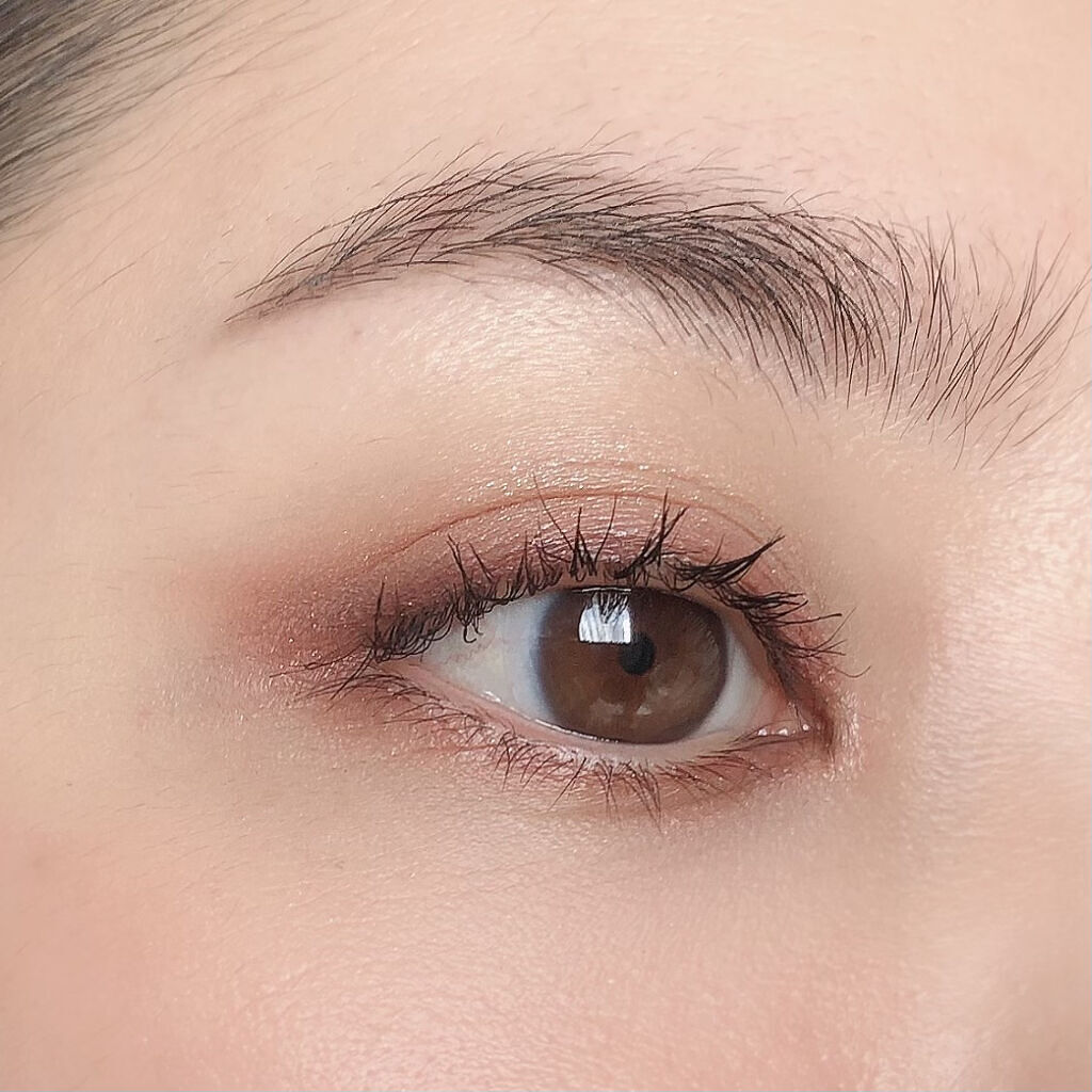 オンブル エサンシエル/CHANEL/単色アイシャドウを使ったクチコミ（3枚目）