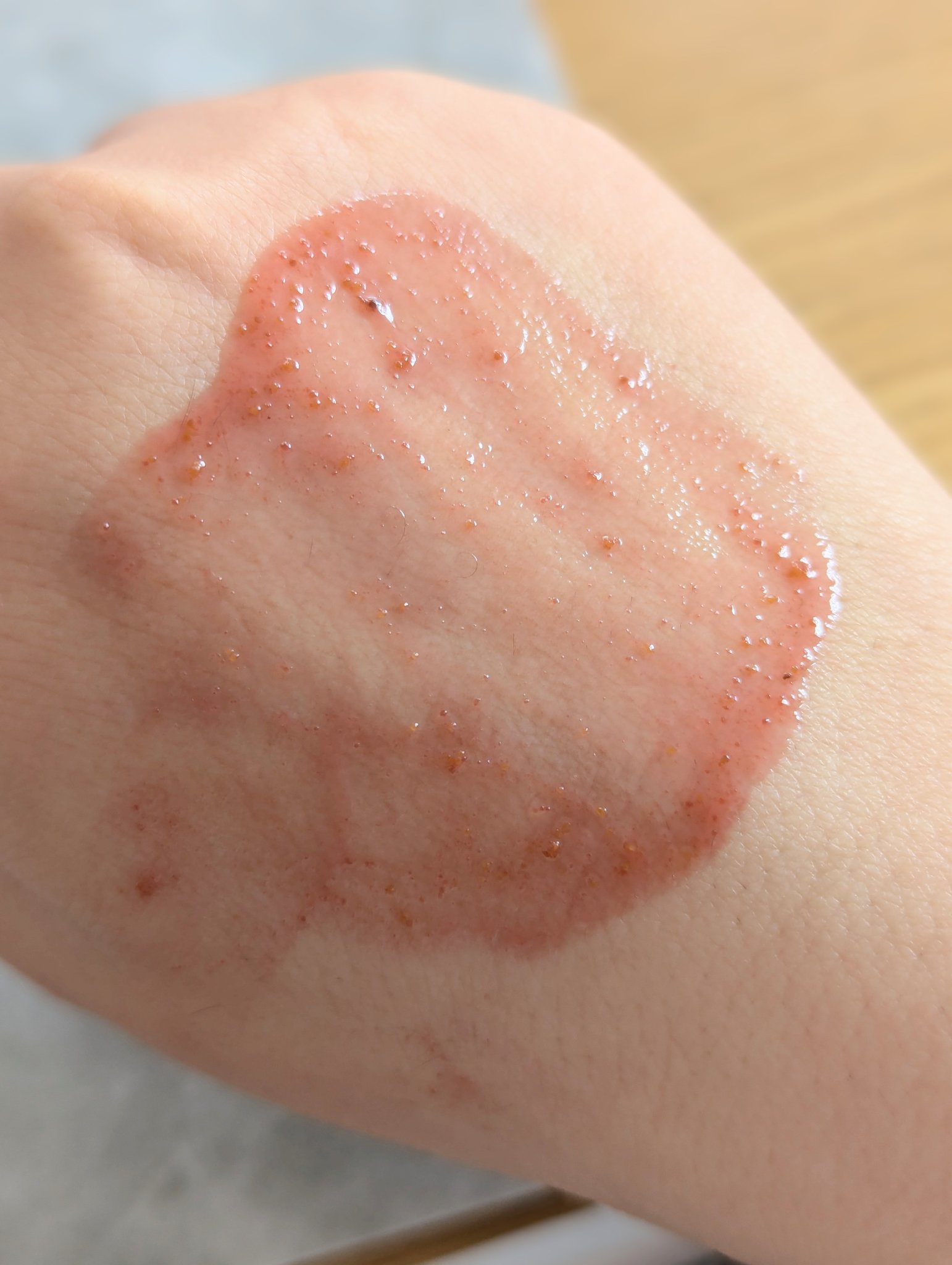 ボディスクラブ フレッシュラズベリー/THE BODY SHOP/ボディスクラブを使ったクチコミ（3枚目）