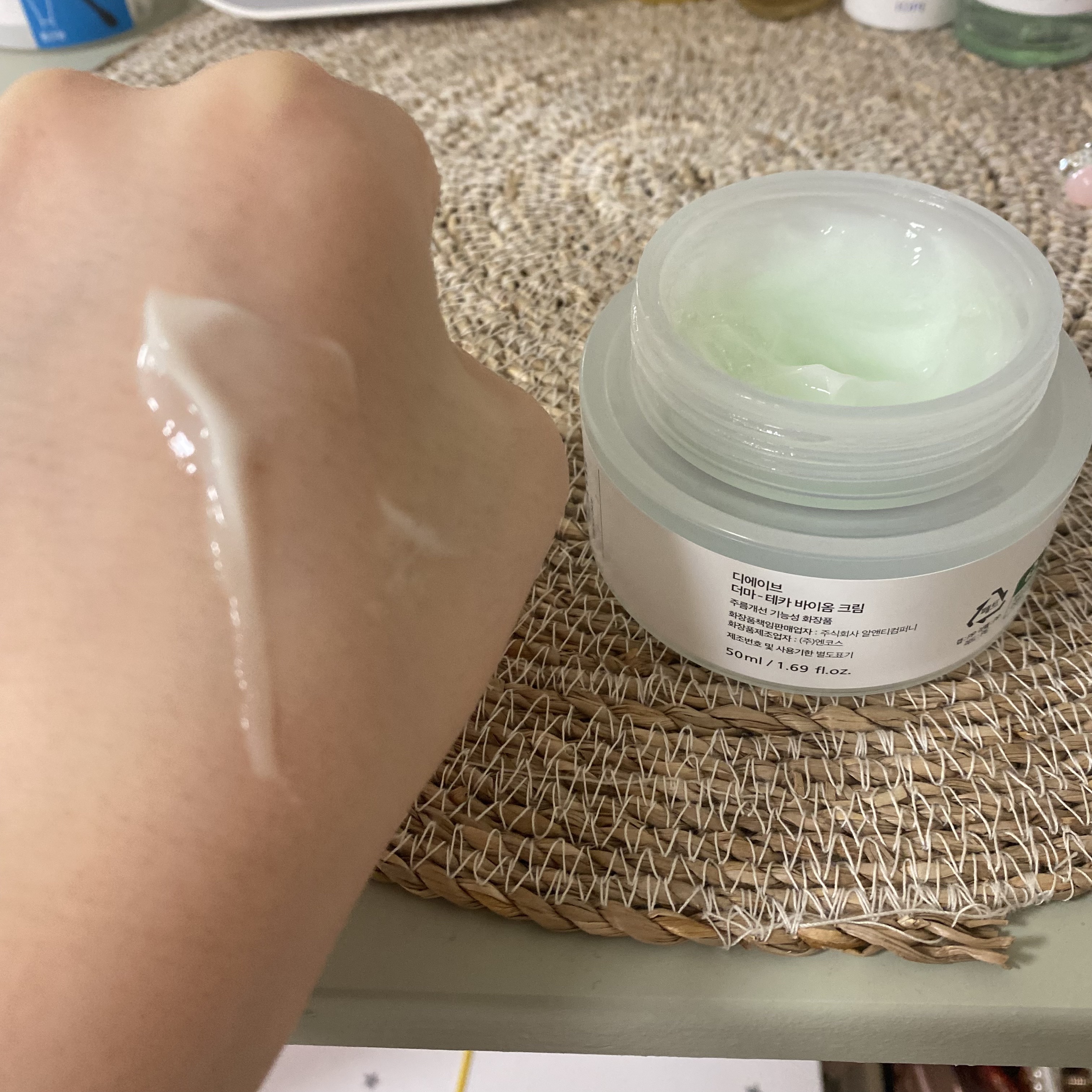 ダーマテカバイオームクリーム/THE A'VVE/フェイスクリームを使ったクチコミ（3枚目）