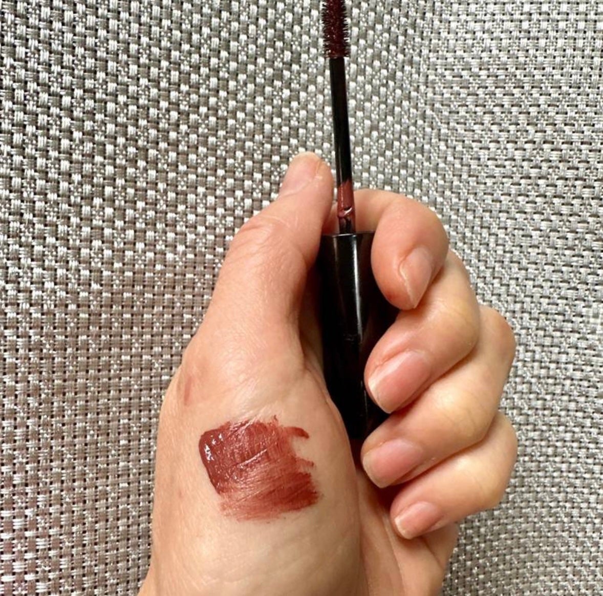 ミネラルカラーリングアイブロウ/エトヴォス/眉マスカラを使ったクチコミ(2枚目)