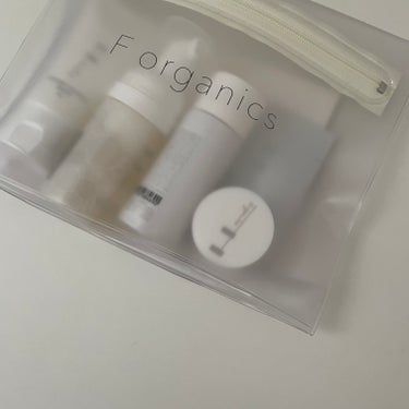 F organics
エッフェ オーガニック

┈

カーミングトライアルセット

F organicsのスキンケアの中で
敏感肌用のタイプのシリーズ。

化粧水だけ使ったことがあって
さっぱりめだった