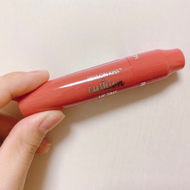 キス クッション リップ ティント 新色320 スウィート コーラル/REVLON/口紅を使ったクチコミ（1枚目）